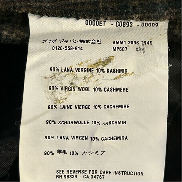 Miu Miu  Virgin Wool Knee-Length Shorts Sz 38 - Picture 11 of 12